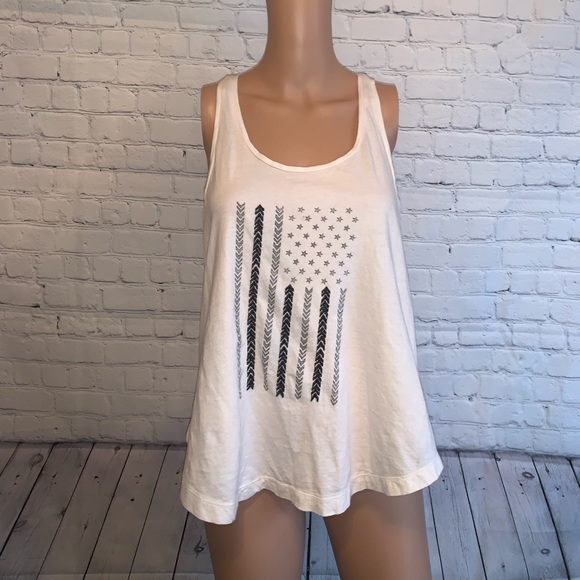 American Eagle Outfitters Tops - American Eagle White & Gray American Flag tank top size M